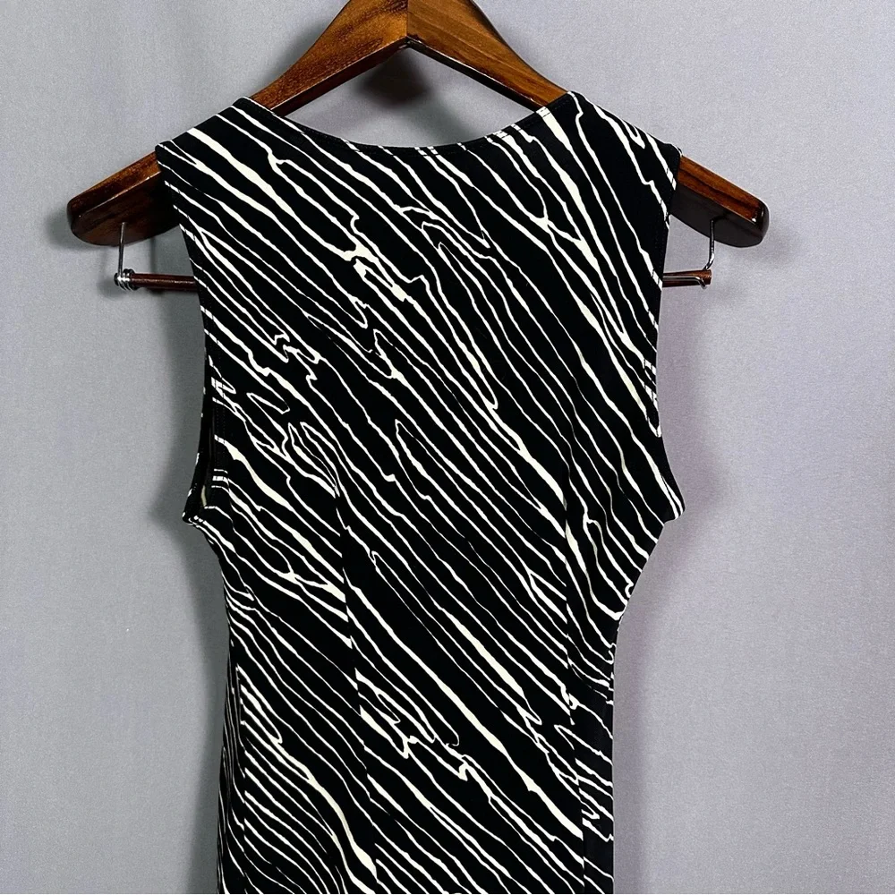 BCBG MaxAzria tiger striped animal print midi sleeveless dress size S NWOT‎